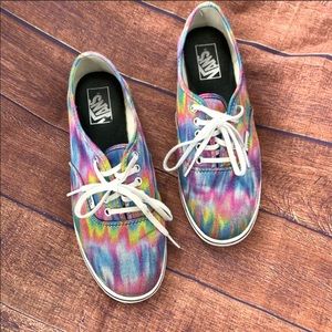 Vans : rainbow multicolor tie dye lace up 9.5